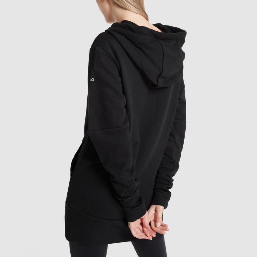 Alo Yoga COVER OVERSIZED SWEATSHIRT in Black